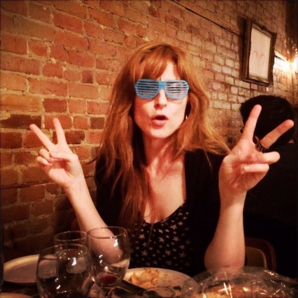 Meet your Posher, Alison - Picture 1 of 1